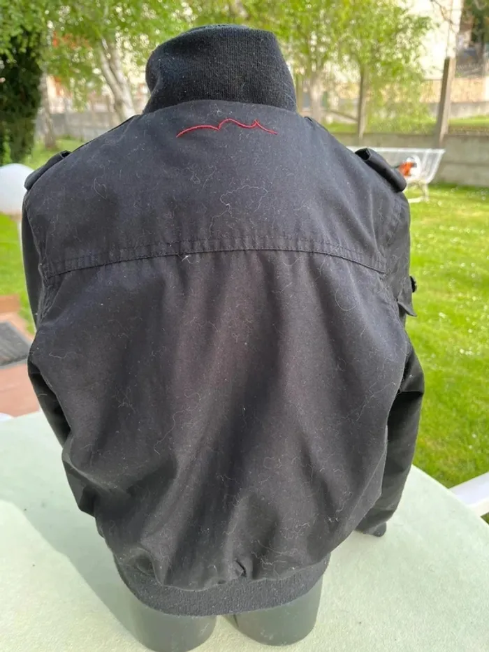 Blouson noir Teddy smith taille 8 ans - photo numéro 2