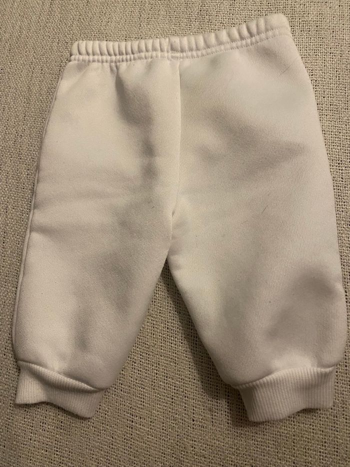 Ensemble pull marron HM et pantalon blanc 3 mois TBE - photo numéro 2