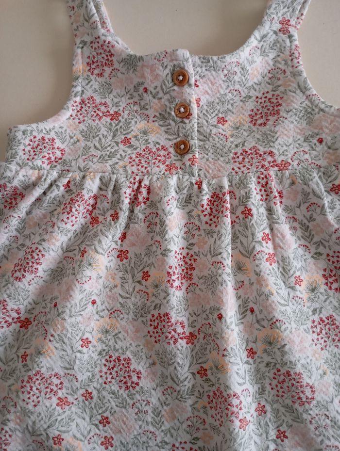 Jolie robe fleurie Verbaudet - photo numéro 3