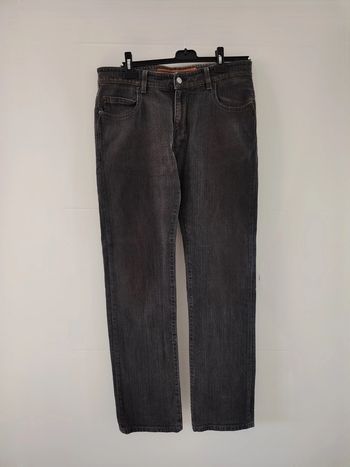 jeans noir taille 44 marque notify