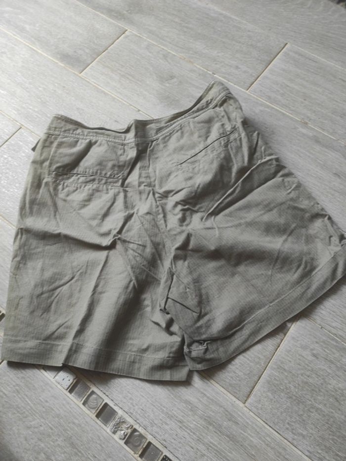 Short court taille 38 - photo numéro 4