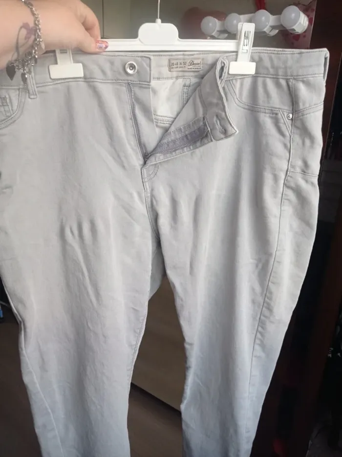 Jeans gris pour femme - photo numéro 2