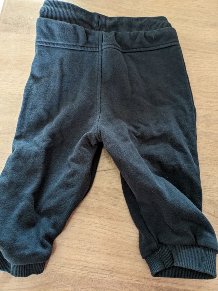 Jogging 12 mois - photo numéro 2