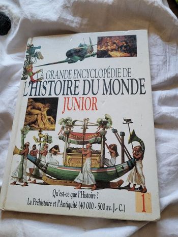 La grande encyclopédie de l histoire du monde  junior