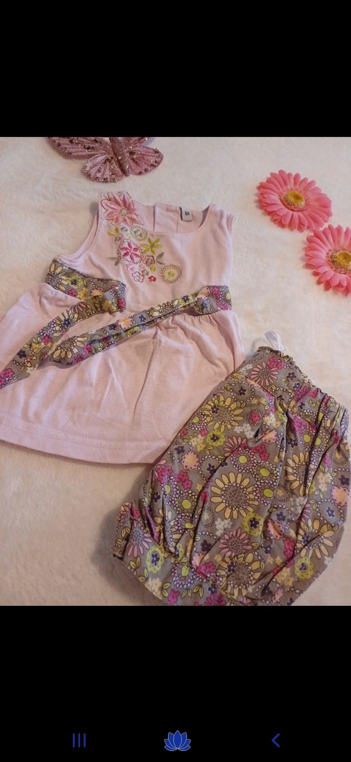 Ensemble bébé taille 6 mois