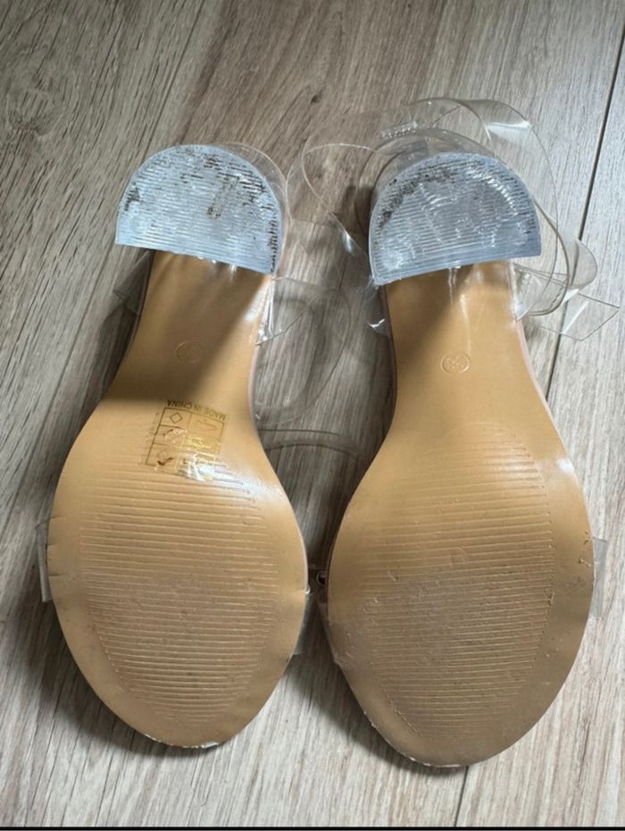 Sandale à talon - photo numéro 3