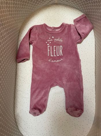Pyjama bébé t. 3 mois