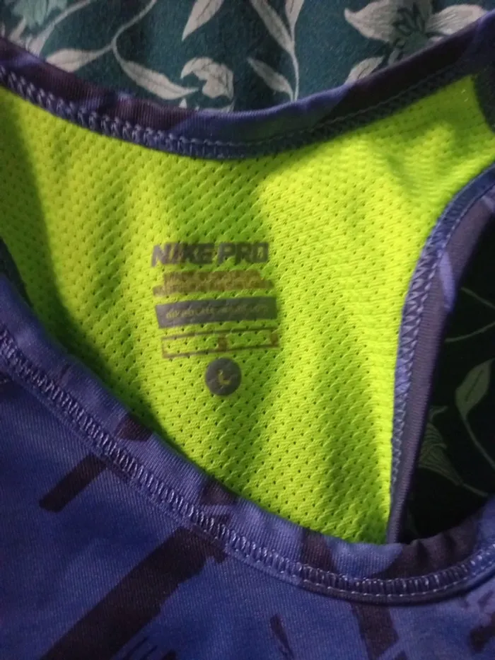 Brassière sport Nike femme - photo numéro 3