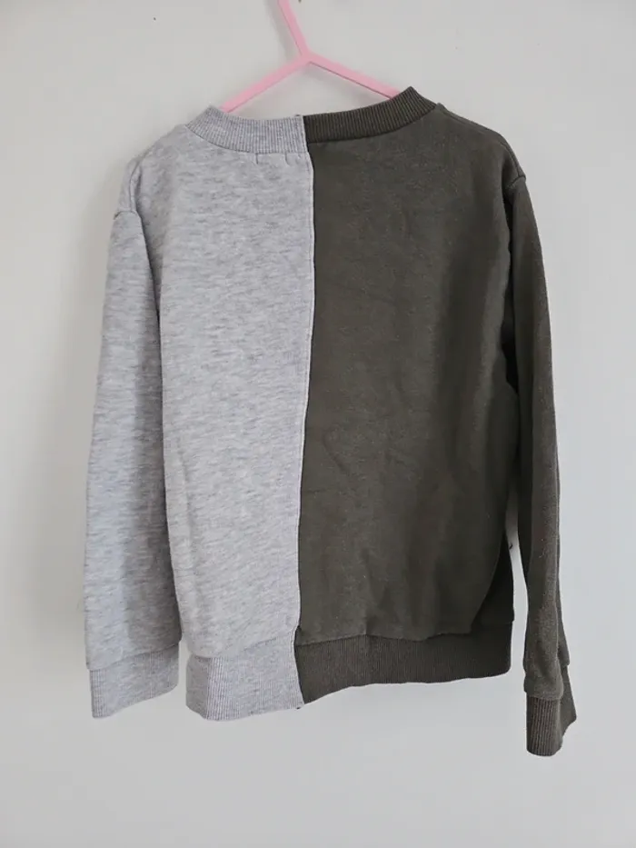 Pull bicolore garçon 8 ans - photo numéro 4