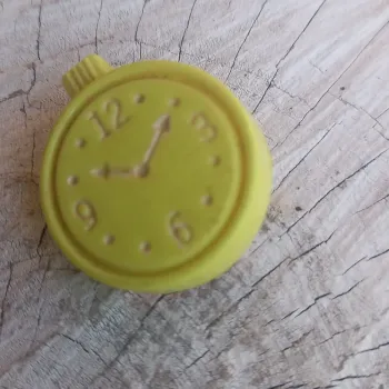 Broche vintage pendule