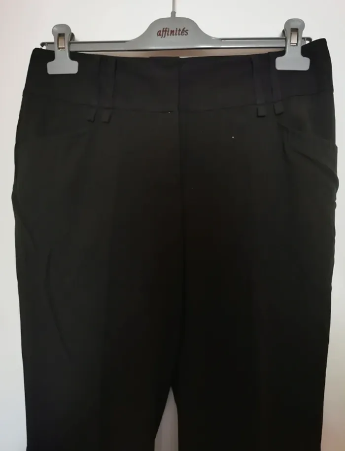 Pantalon noir Ici et Maintenant Taille 38 neuf - photo numéro 2