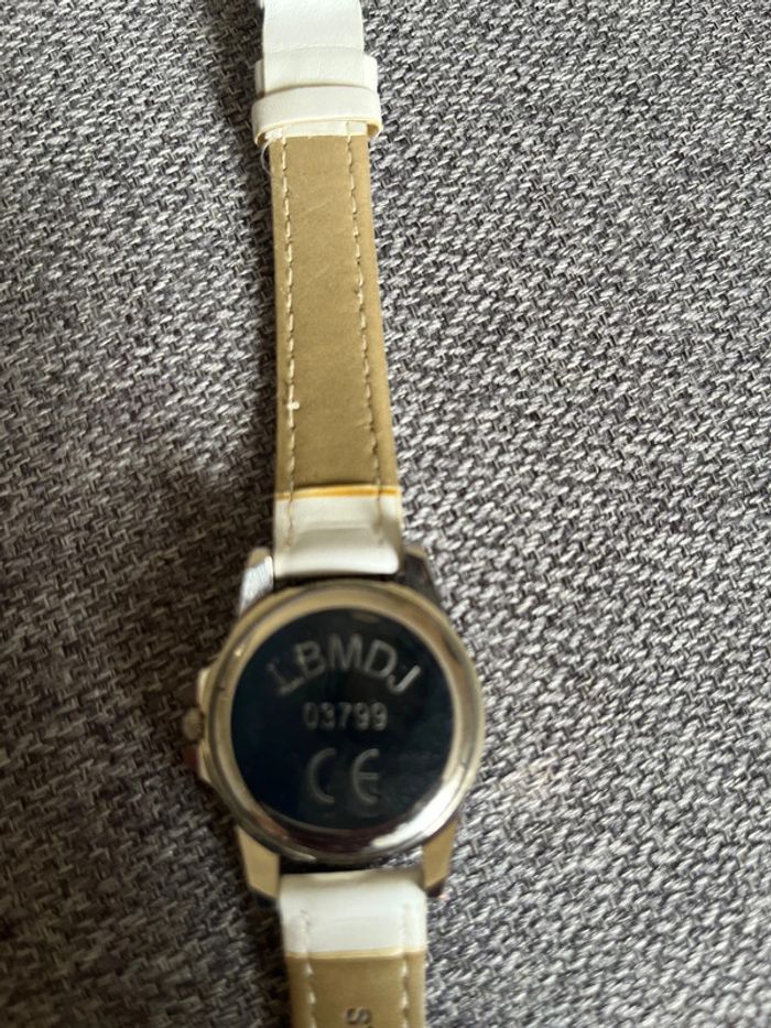 Montre LBMDJ / Blanche / Pour pièces - photo numéro 3