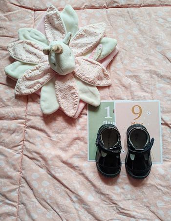 Chaussures vernies bébé fille Boîte à Malices pointure 19