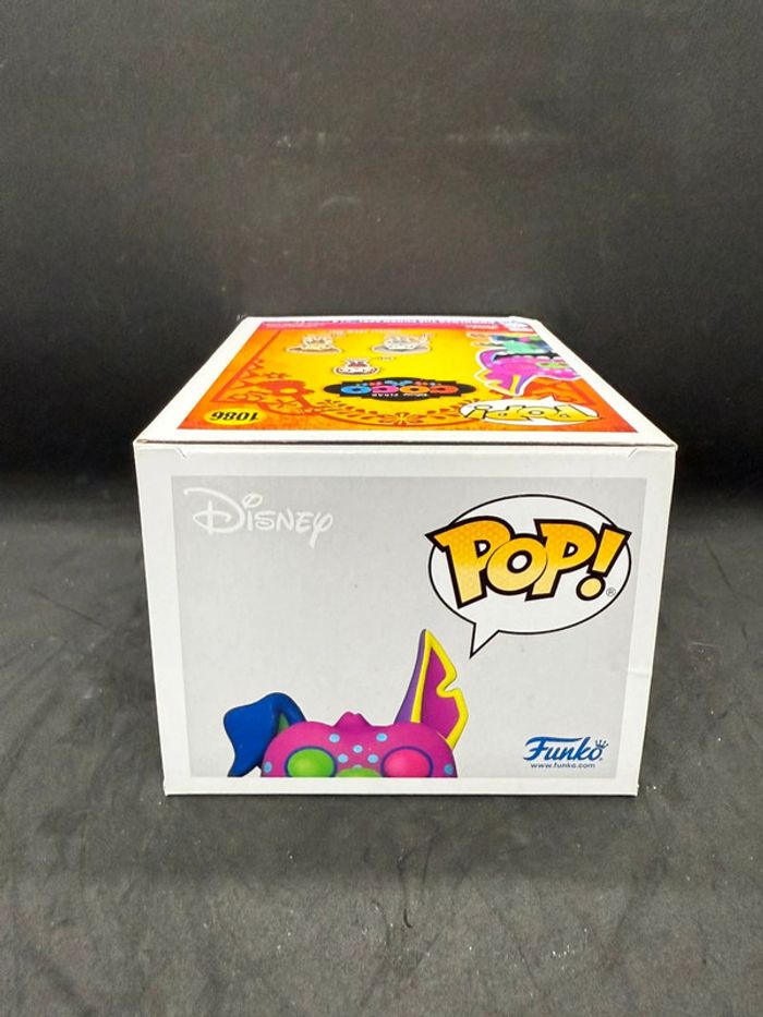 Funko pop Disney Coco Alebrije Dante 1086 Boxlunch glows - photo numéro 6