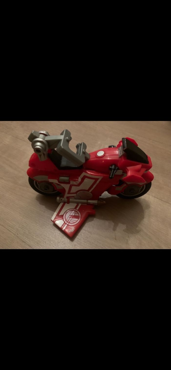 Transformer moto power ranger rouge - photo numéro 3
