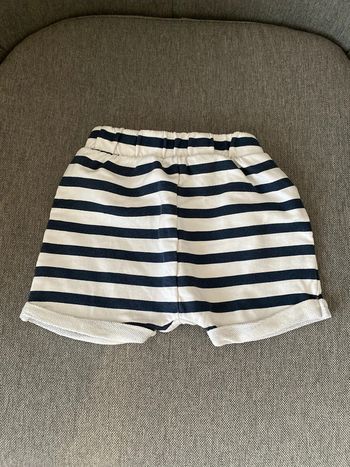 Short marine 6 mois