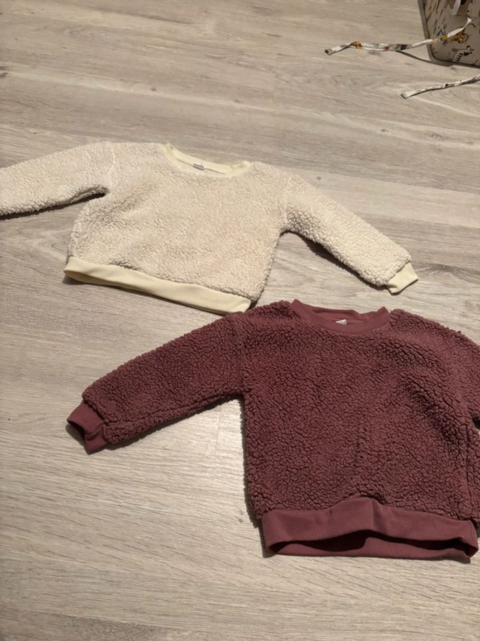 Lot de deux pulls 3 ans fille