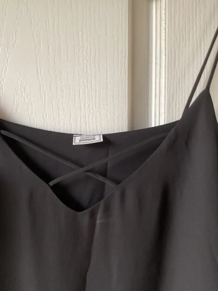 Robe noire - photo numéro 3