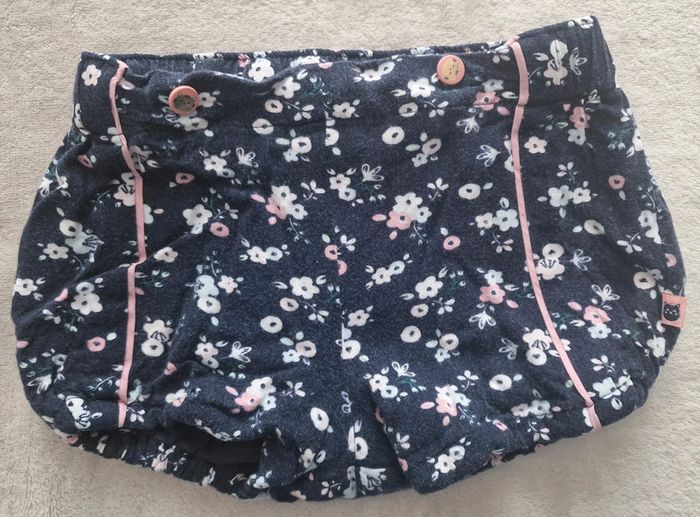 Ensemble Blouse ML légère blanche & short marine à fleurs - 18M - Sergent Major (BE avec defauts)) - photo numéro 2