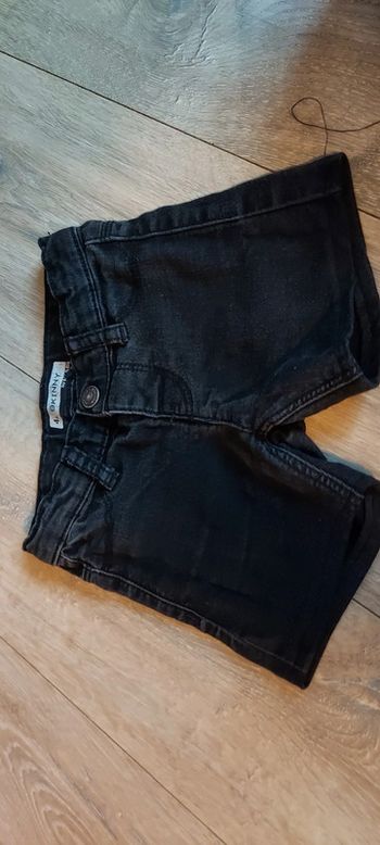 Short noir pour fille, élastique, Kiabi, 4 ans