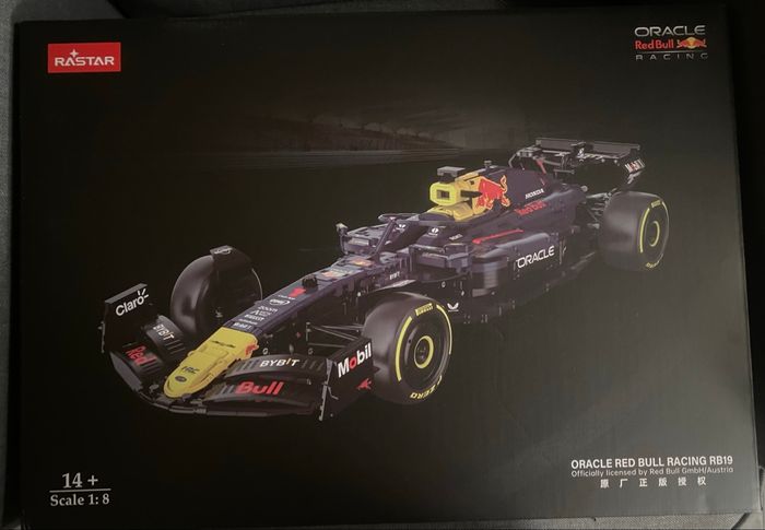 Oracle red bull  racing RB19 - photo numéro 5