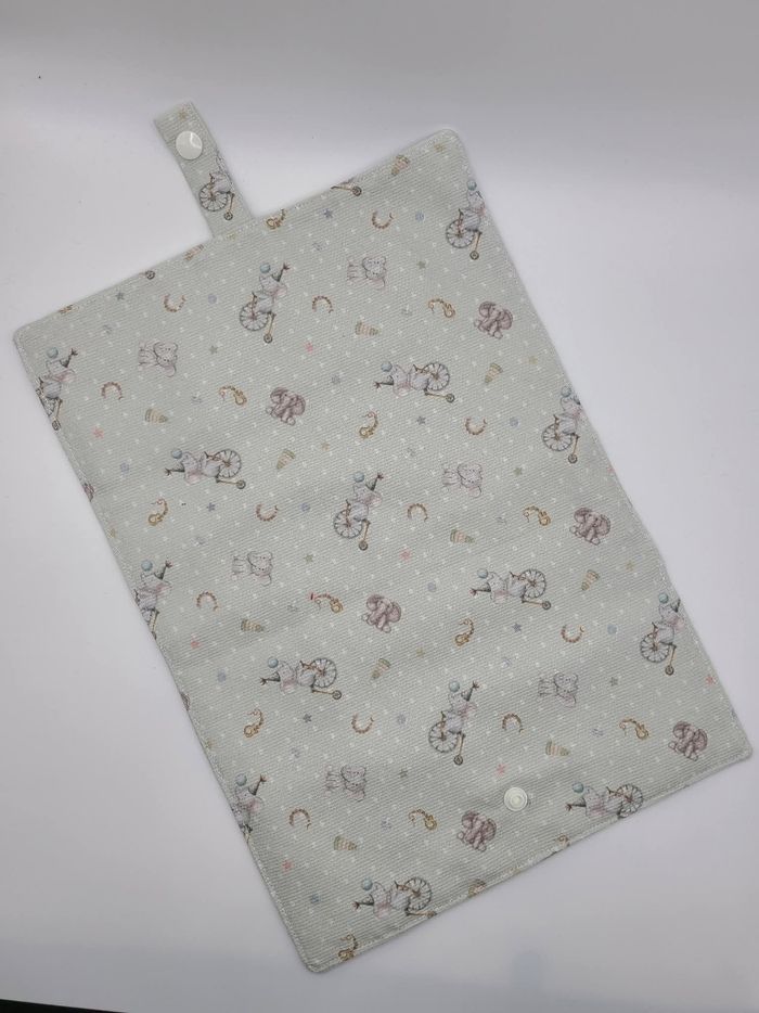 Protège carnet de santé fait main - photo numéro 3