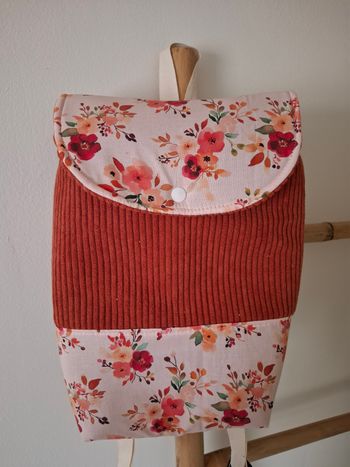 Sac à dos fleurs terracotta 