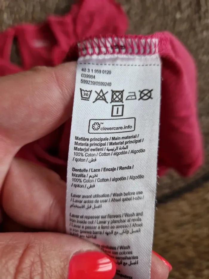 Joli tee-shirt avec dentelle Gémo taille 4 ans - photo numéro 4