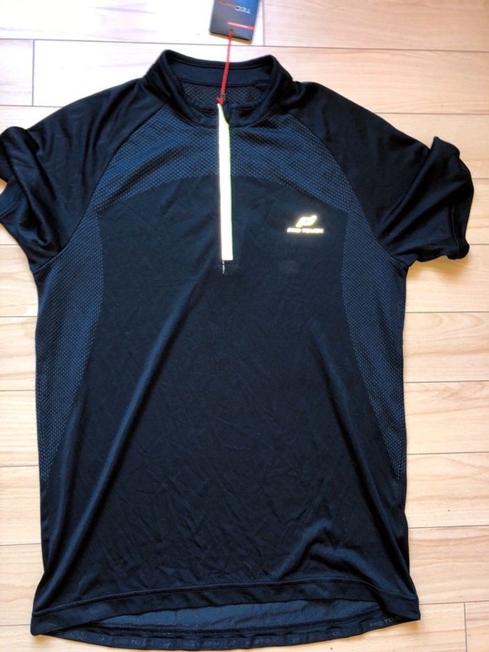 Maillot de sport#taille M#neuf pro touch - photo numéro 2