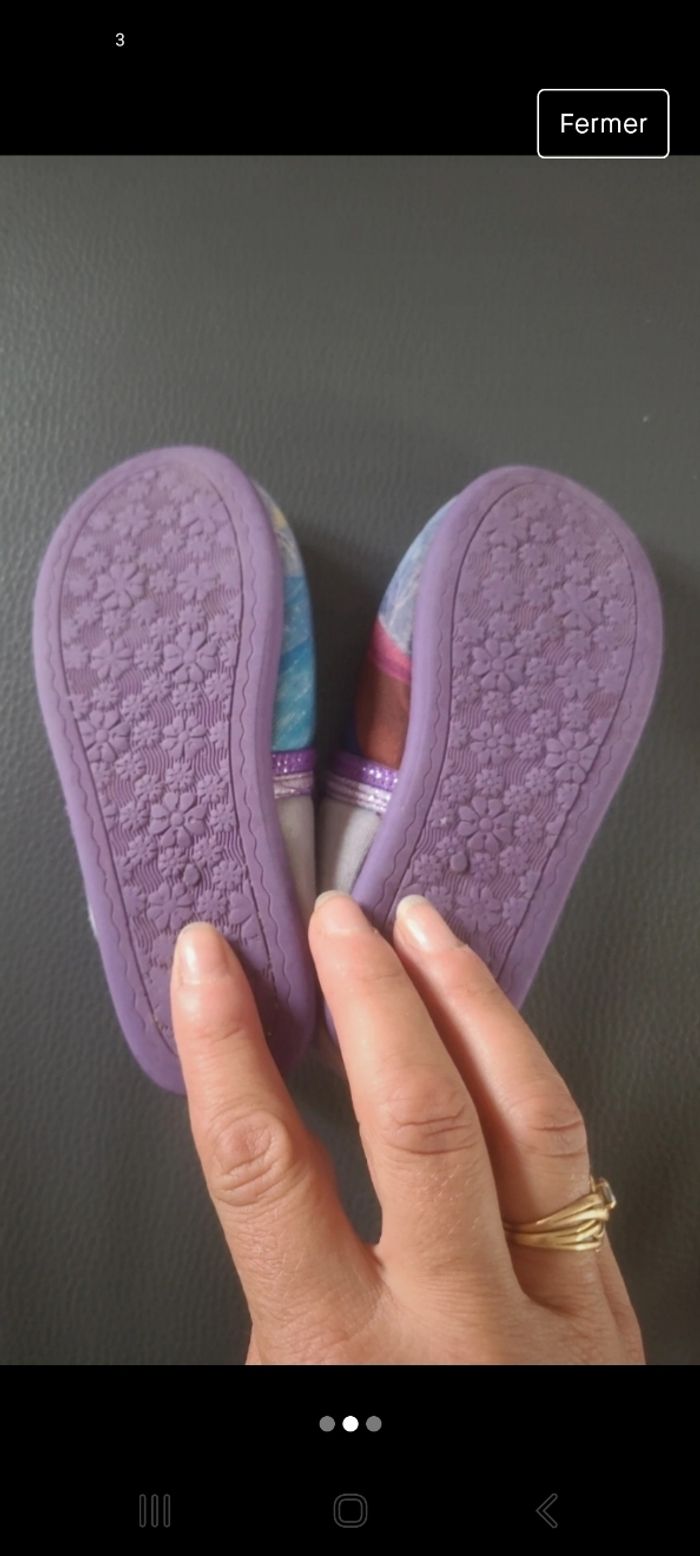 Pantoufles disney reine des neiges taille 25 - photo numéro 3