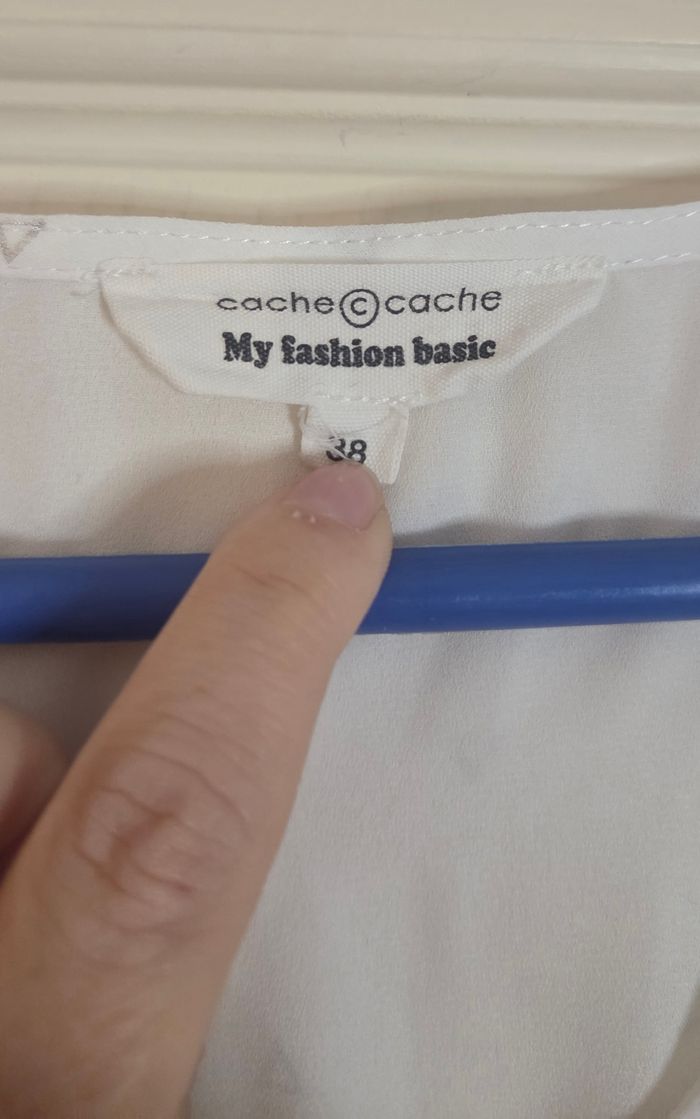 Blouse Cache Cache blanche  fluide & élégante – détails zippés – T38 – excellent état - photo numéro 6