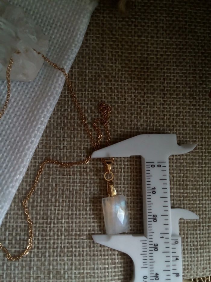 Collier pierre de lune à reflets bleutés - photo numéro 3