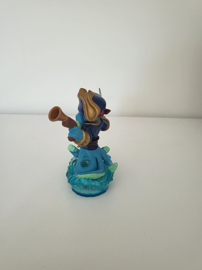 Figurine skylanders wash buckler - photo numéro 2