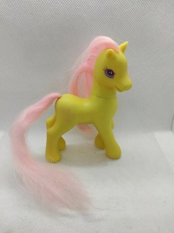 My Little Pony mein kleines G2 magic butterfly magician Hasbro #geektradeponeyg2