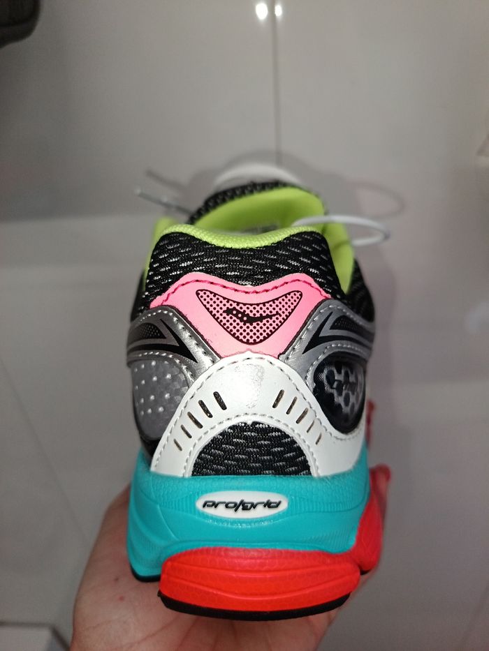 Baskets Saunony T39 - photo numéro 4