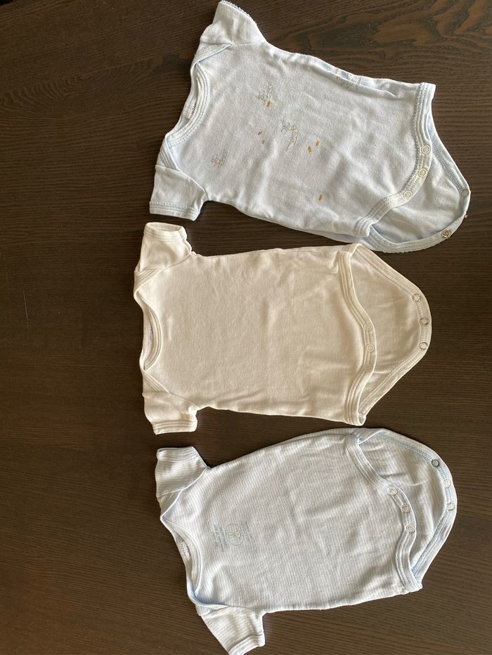 Lot de 3 bodies Petit Bateau 1 mois