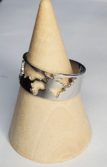 Bague ajustable carte du monde