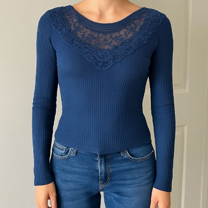 Pull bleu femme ☘️