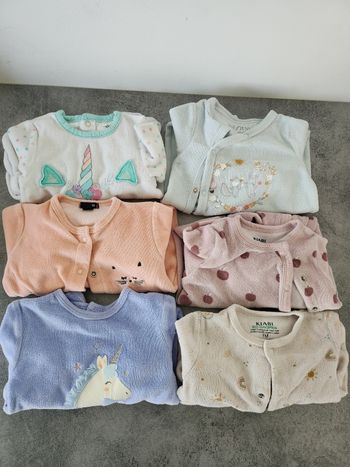 Lot 12 pyjamas