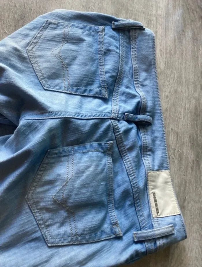 Jeans taille basse Diesel - photo numéro 5