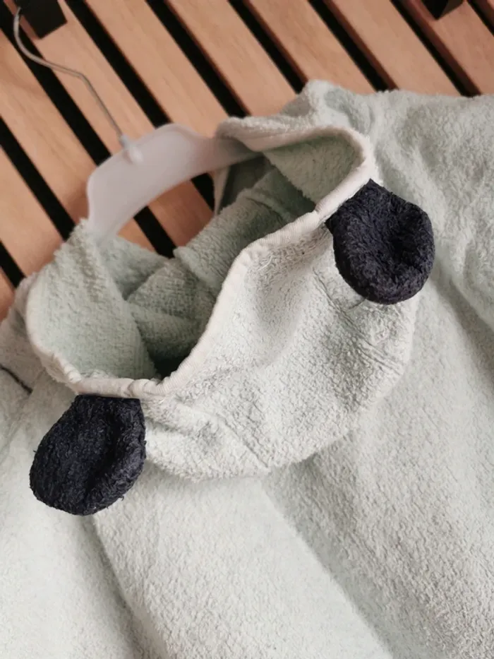 Cape de bain à capuche Mickey 6/36 mois - photo numéro 5