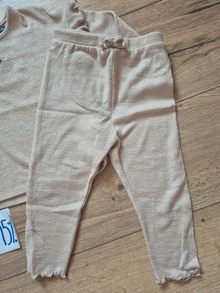 Ensemble fille 24 mois Kiabi – doux et confortable 🌸 - photo numéro 2
