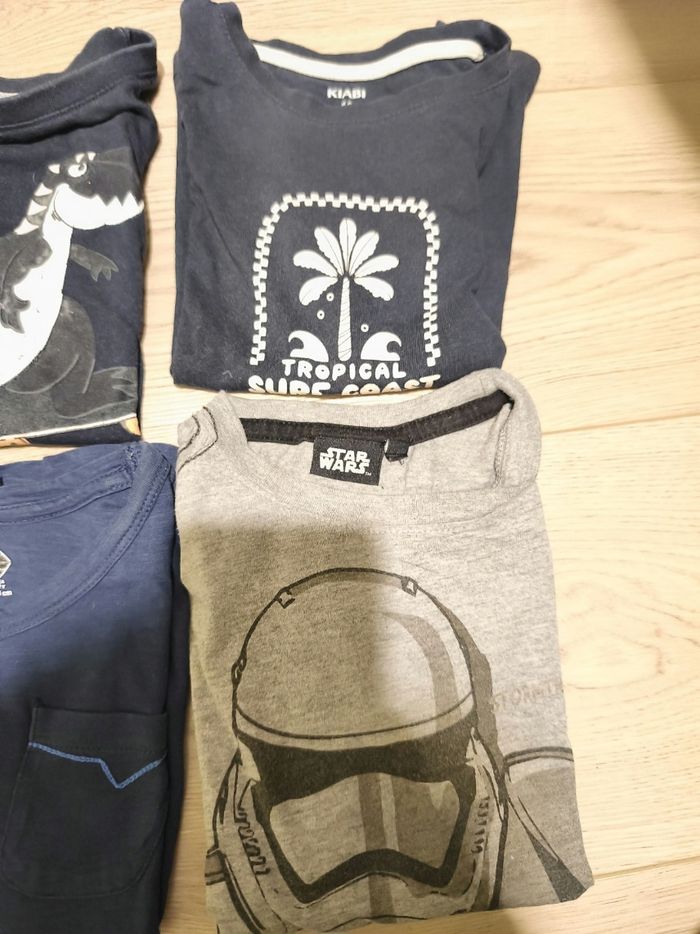 Lot t-shirts garçon 4 ans. - photo numéro 2