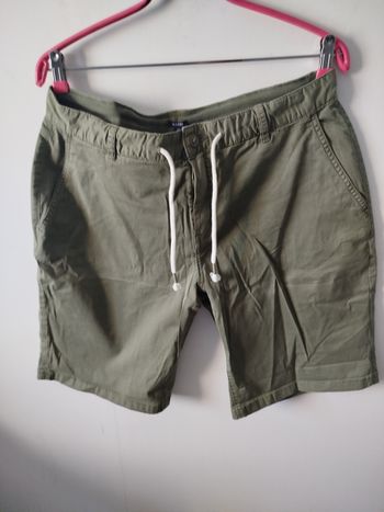 Short Kiabi taille 44