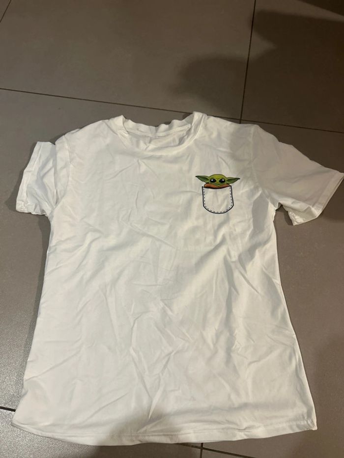 T-shirt baby yoda