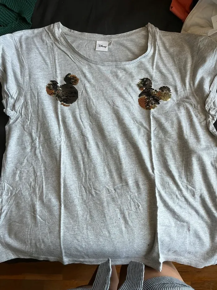 T-shirt oreilles Mickey
