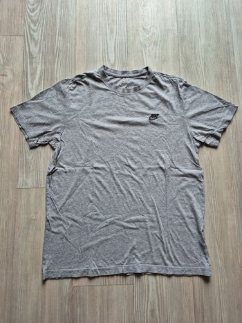 Tee-shirt nike gris taille M