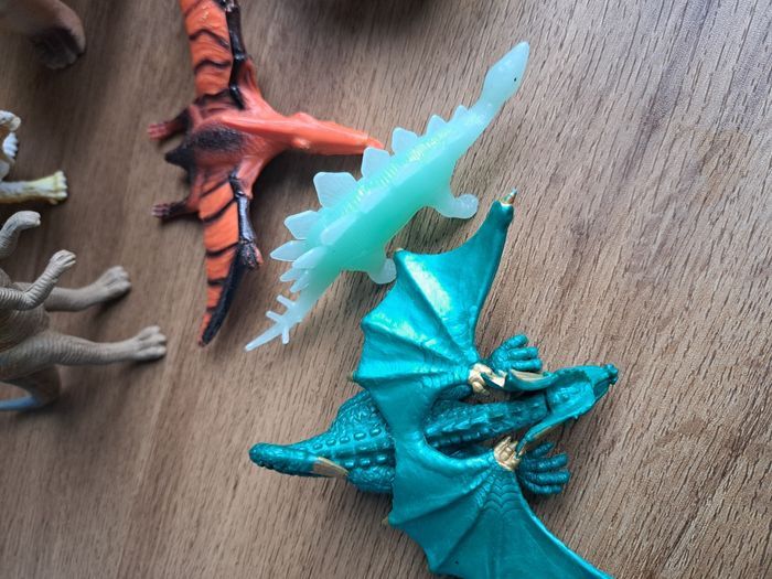 Lot dinosaure - photo numéro 2