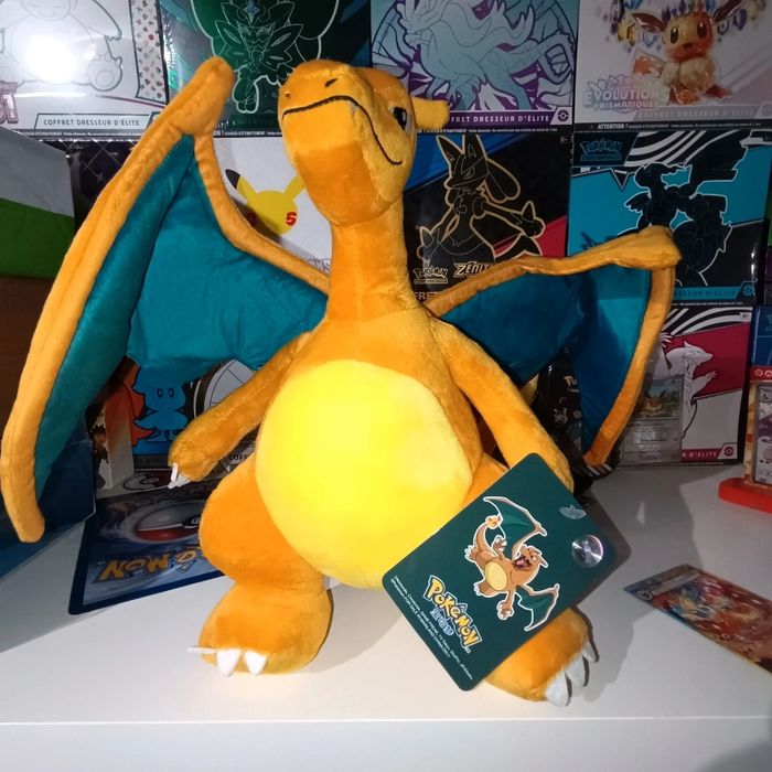 Peluche pokémon Dracaufeu neuve 30 cm