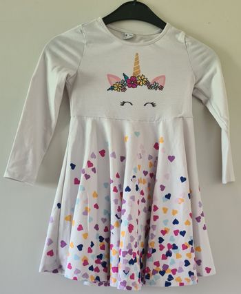 Jolie robe 6 ans Licorne